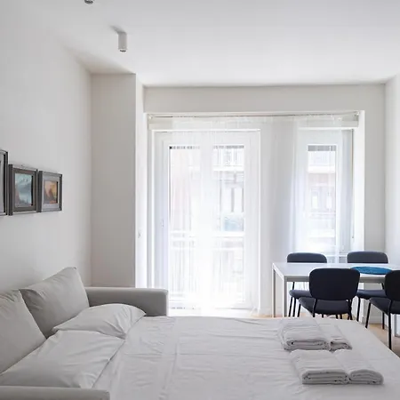 Apartment Moderno Bilocale In Corso Buenos Aires Milan